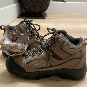 Columbia Brown and Black Women's Hiking Boots